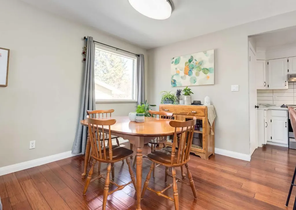 10012 Oakfield Drive SW Calgary AB T2V 4B4