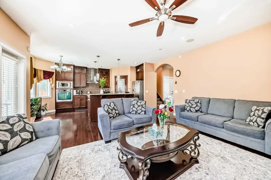117 Saddlelake Grove NE Calgary AB T3J 0L1