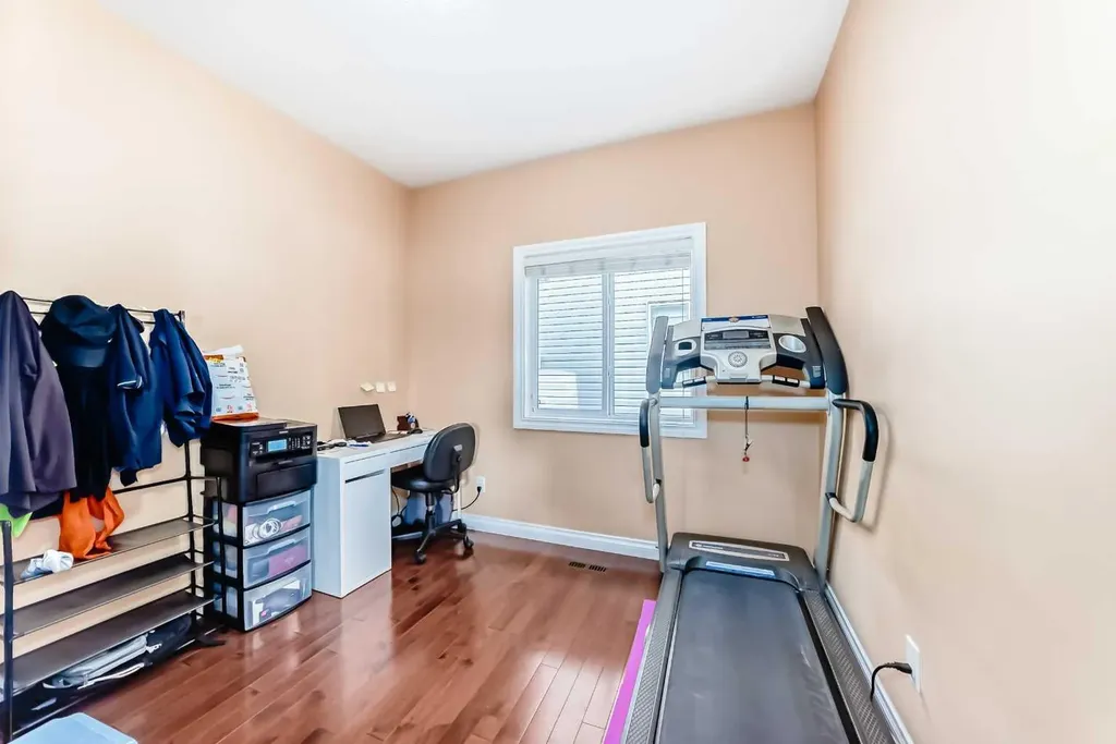 117 Saddlelake Grove NE Calgary AB T3J 0L1