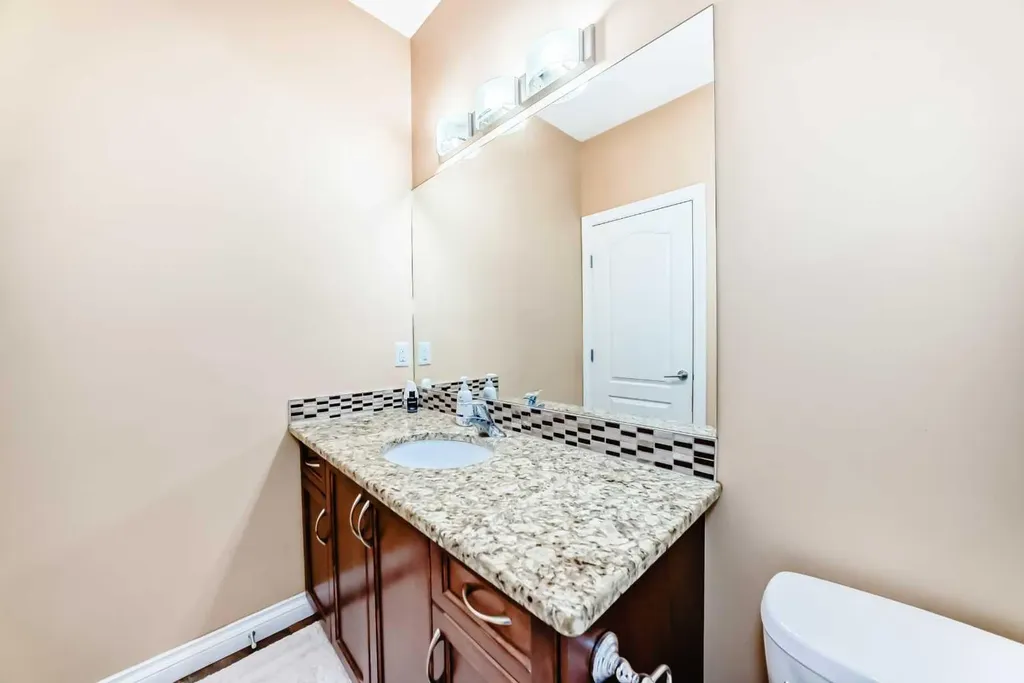 117 Saddlelake Grove NE Calgary AB T3J 0L1