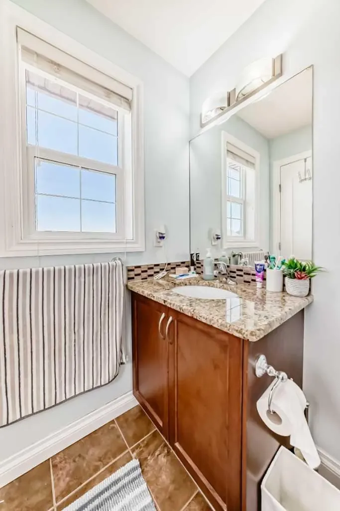 117 Saddlelake Grove NE Calgary AB T3J 0L1