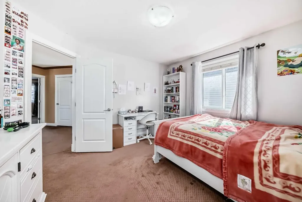 117 Saddlelake Grove NE Calgary AB T3J 0L1