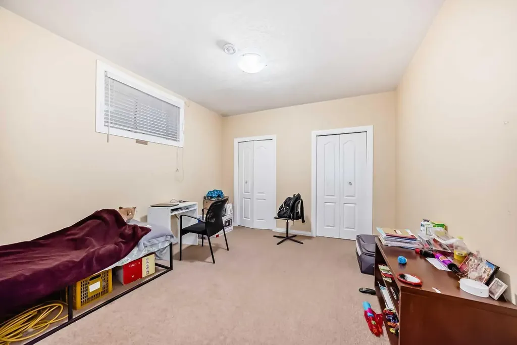 117 Saddlelake Grove NE Calgary AB T3J 0L1
