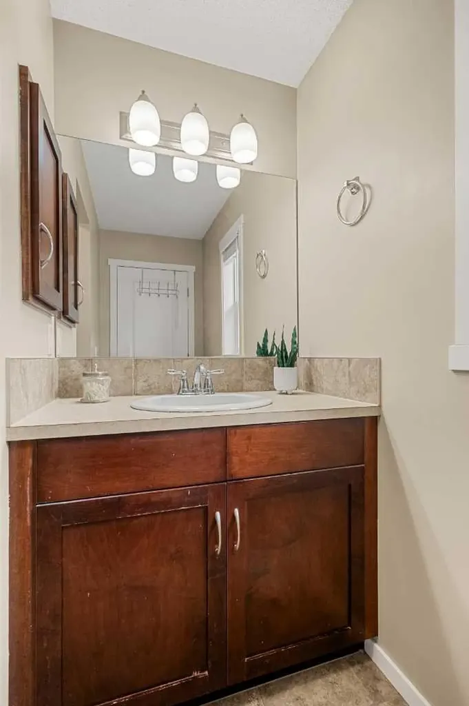 164 Sage Valley Drive NW Calgary AB t3r0e4