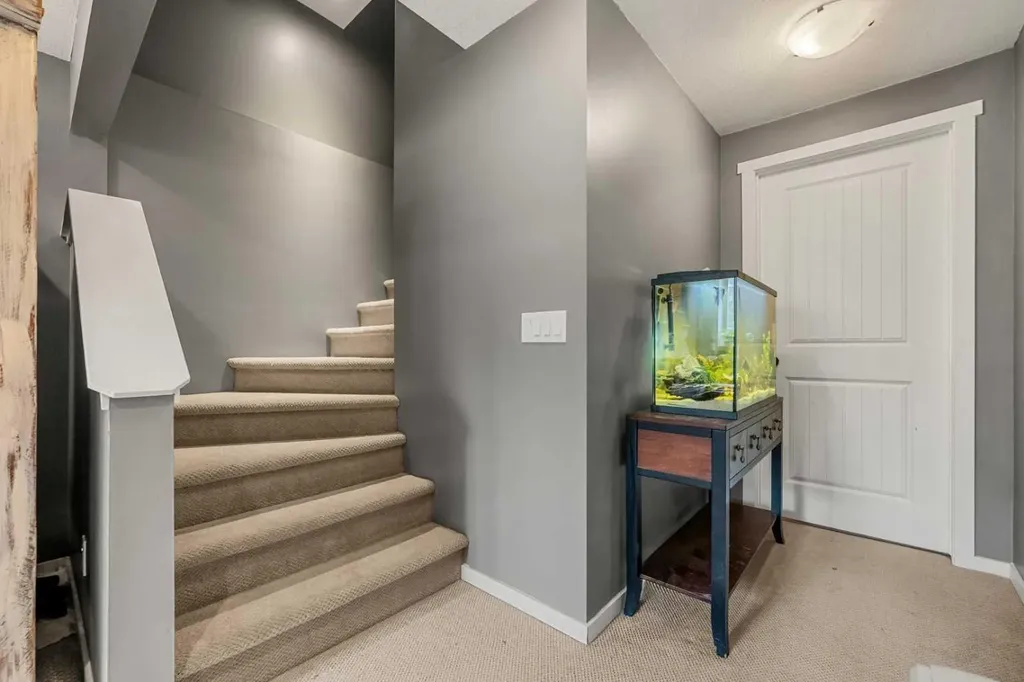 164 Sage Valley Drive NW Calgary AB t3r0e4