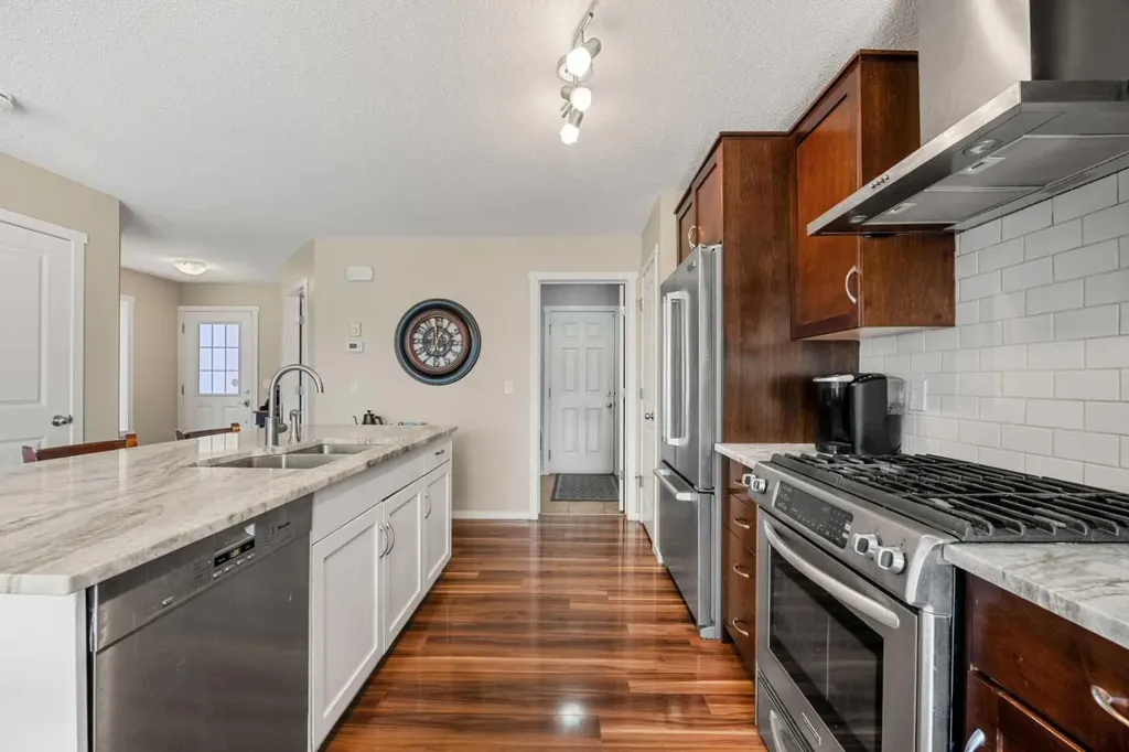 164 Sage Valley Drive NW Calgary AB t3r0e4