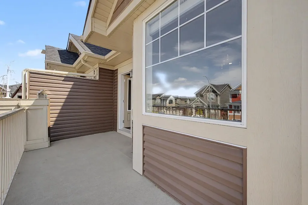53 Fireside Crescent Cochrane AB T4C 2L4