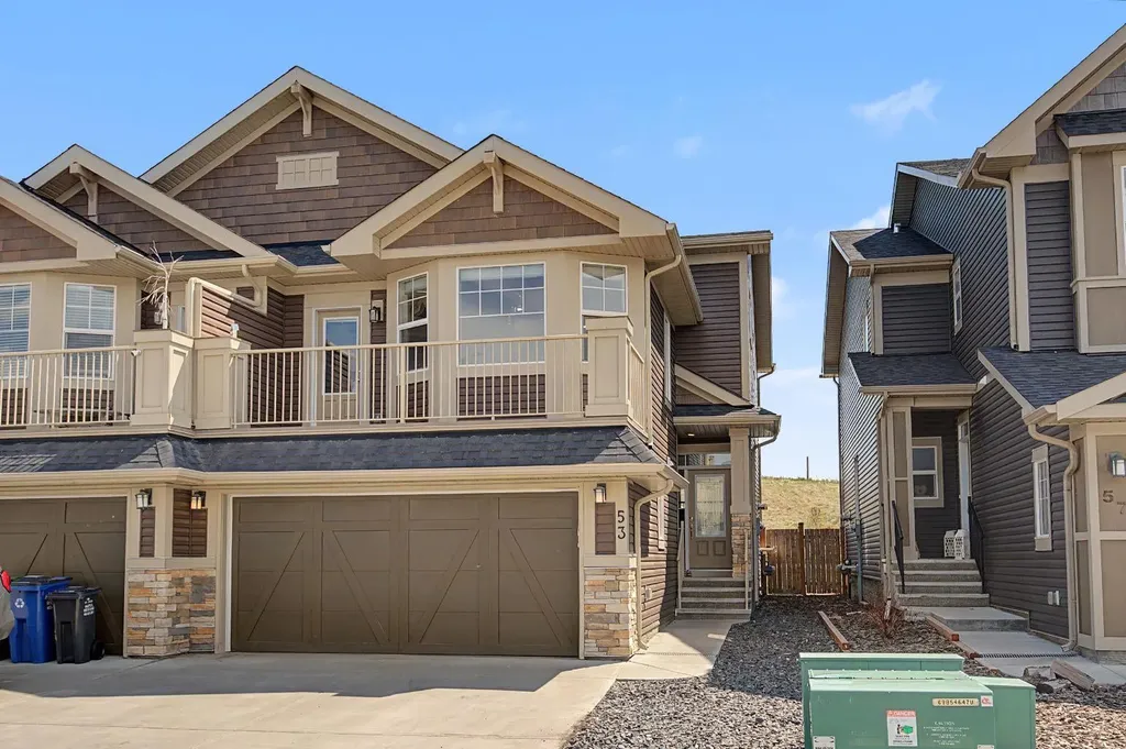 53 Fireside Crescent Cochrane AB T4C 2L4