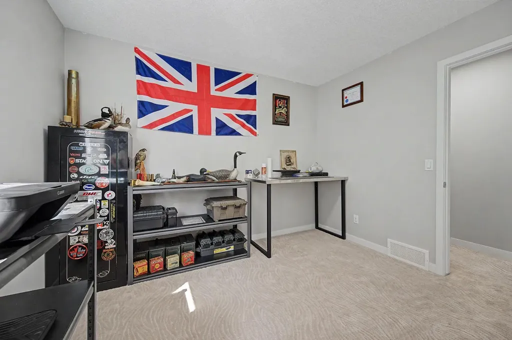 53 Fireside Crescent Cochrane AB T4C 2L4