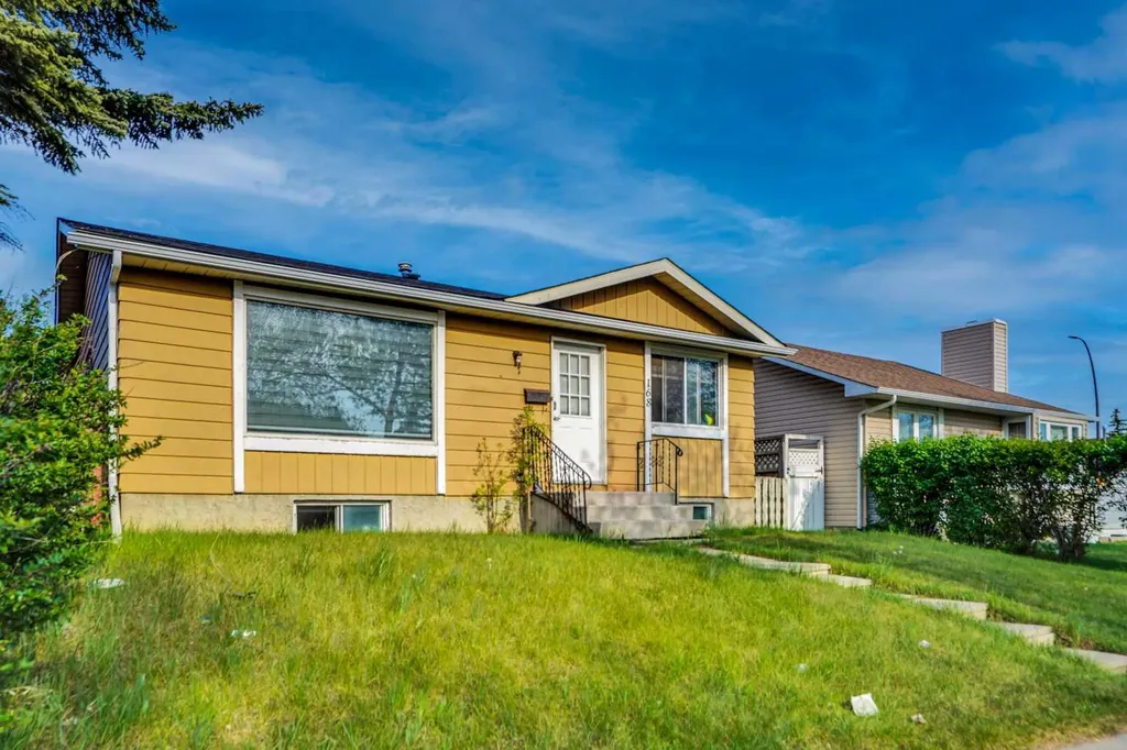 168 Castlebrook Drive NE Calgary AB t3j5k2