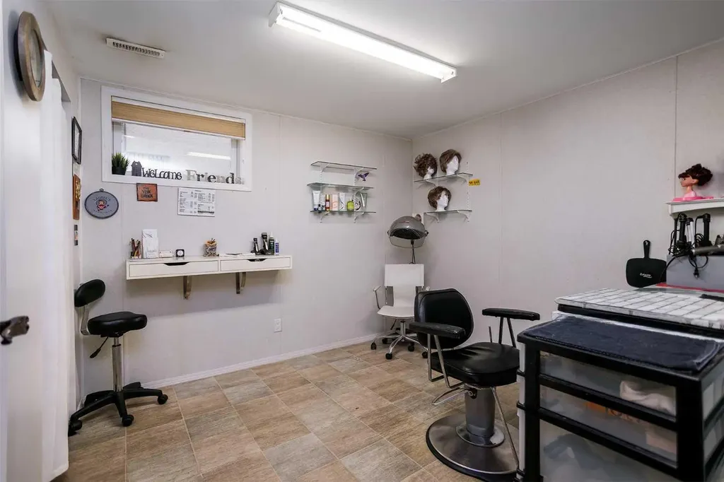 70 Nootka Road Leduc AB T9E 4J6