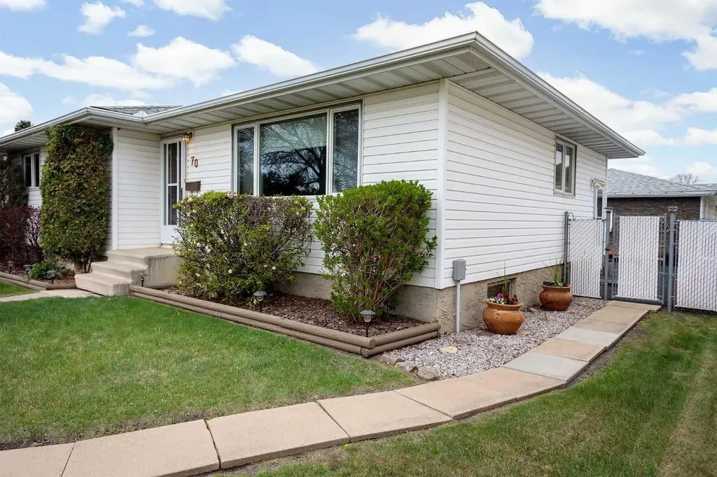 70 Nootka Road Leduc AB T9E 4J6