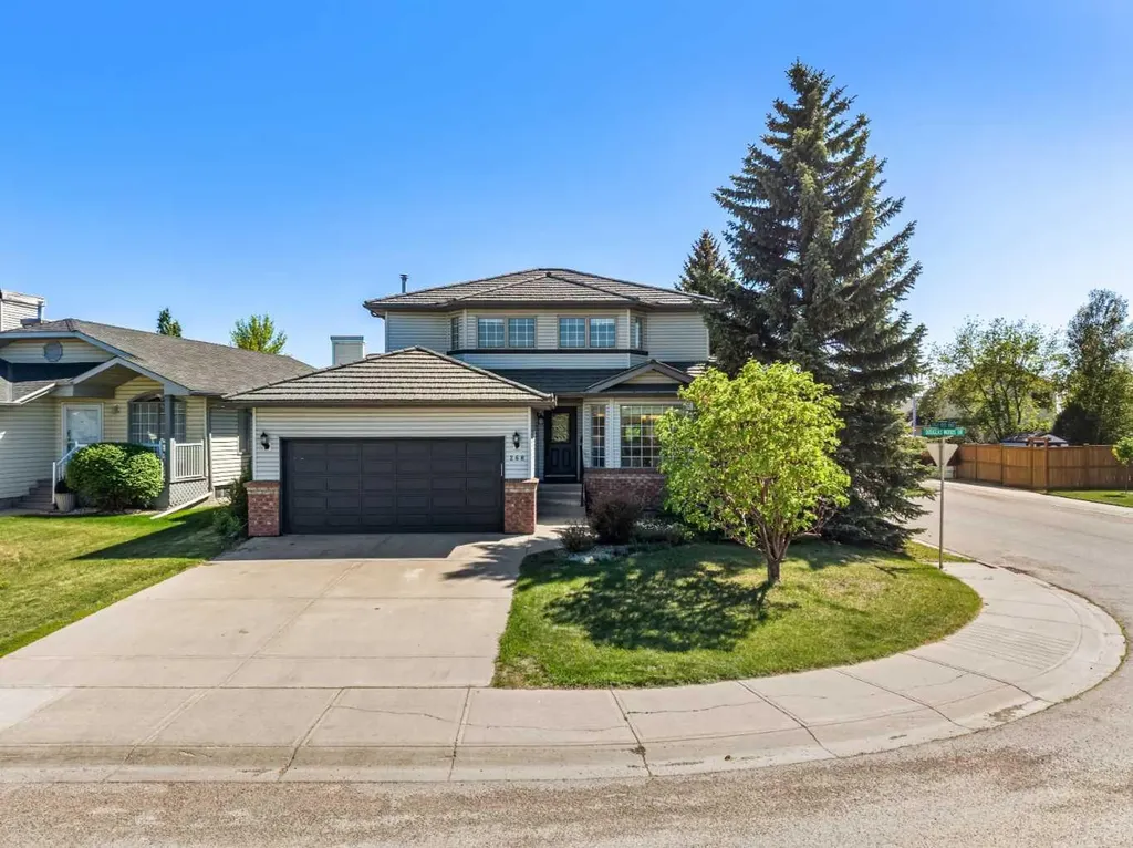 268 Douglas Woods Drive SE Calgary AB T2Z 2E9