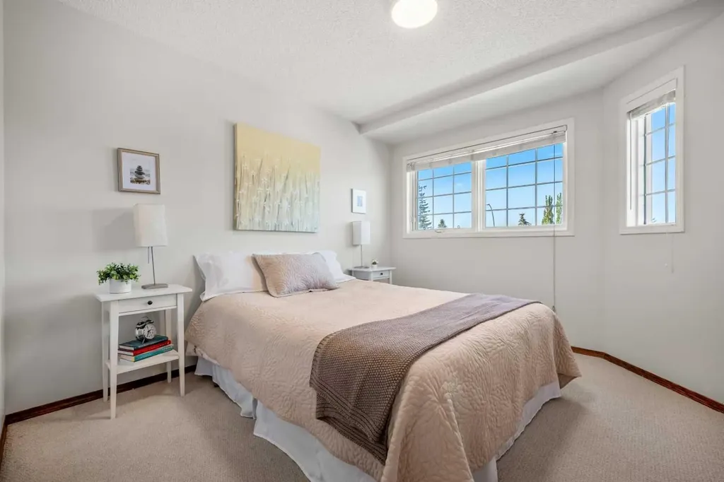 268 Douglas Woods Drive SE Calgary AB T2Z 2E9