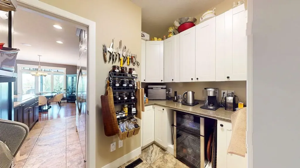 6223A Highway 3 Rural Cypress County AB T1B 4Y5