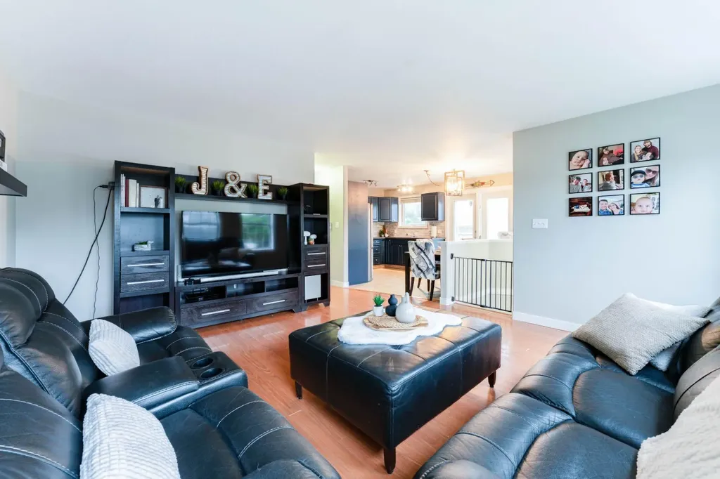 685 3 Avenue W Drumheller AB T0J 0Y2