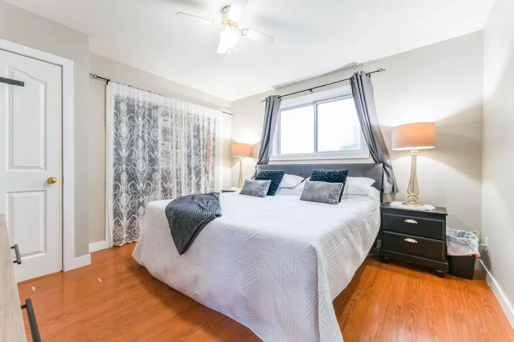 685 3 Avenue W Drumheller AB T0J 0Y2