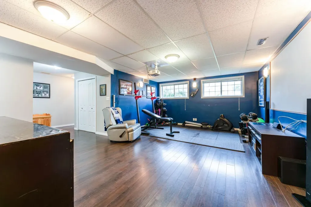 685 3 Avenue W Drumheller AB T0J 0Y2