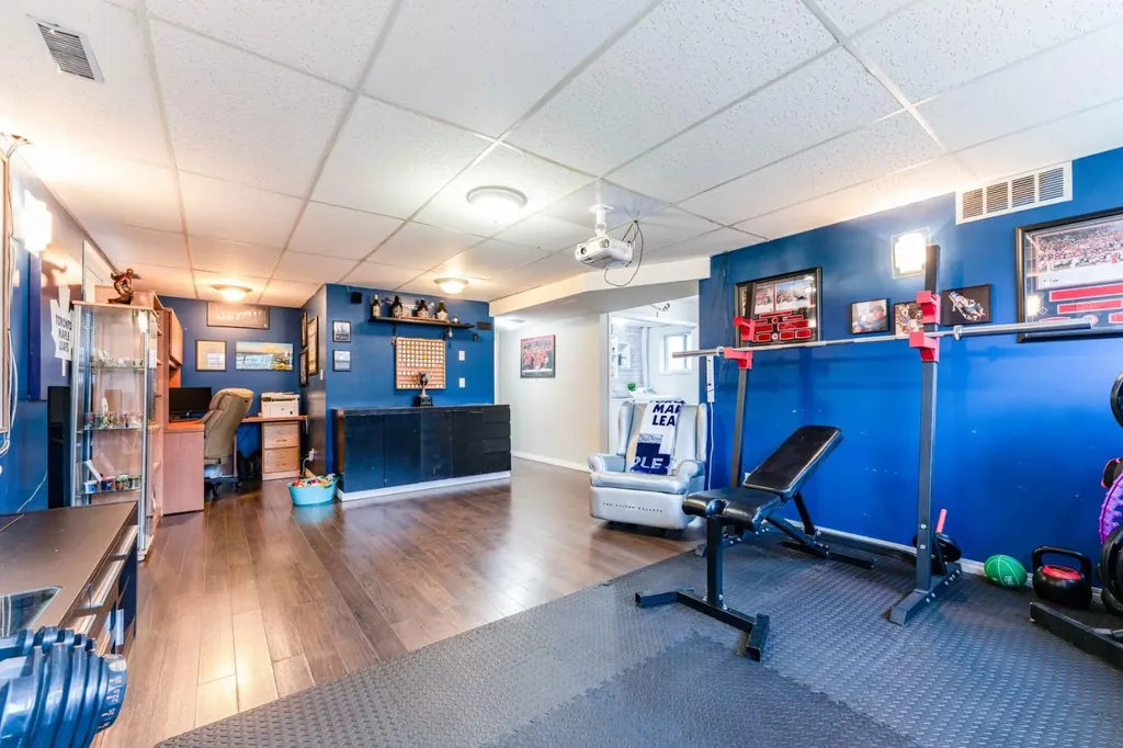 685 3 Avenue W Drumheller AB T0J 0Y2