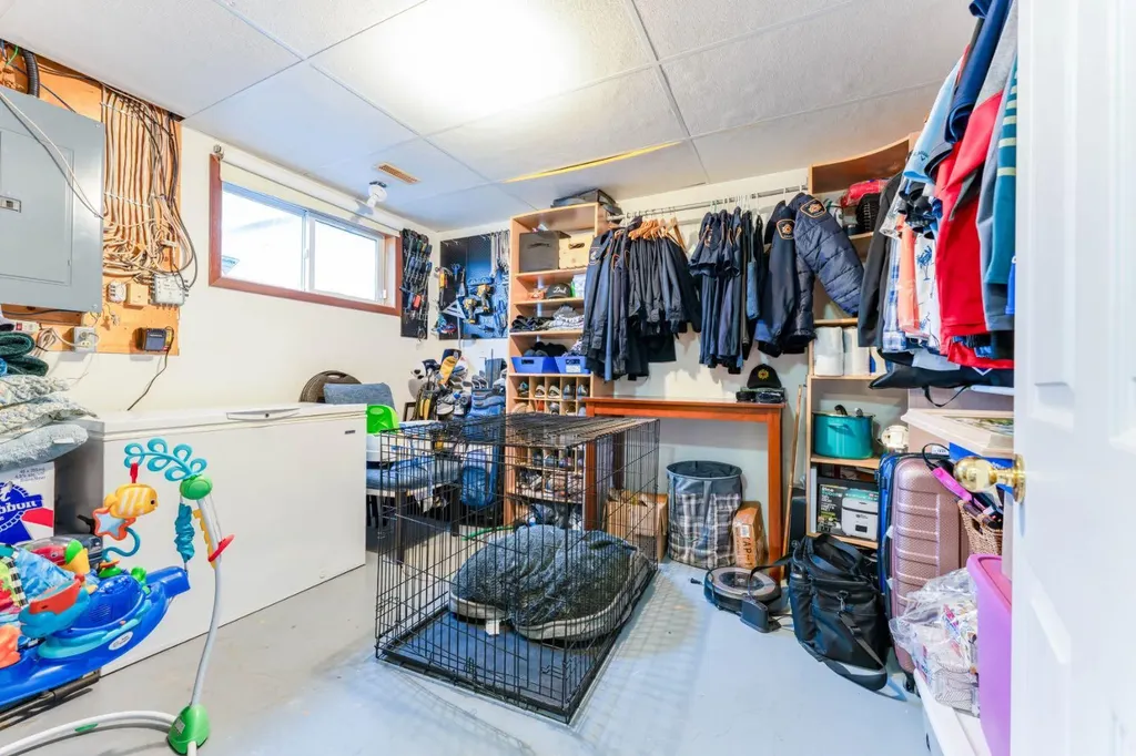 685 3 Avenue W Drumheller AB T0J 0Y2