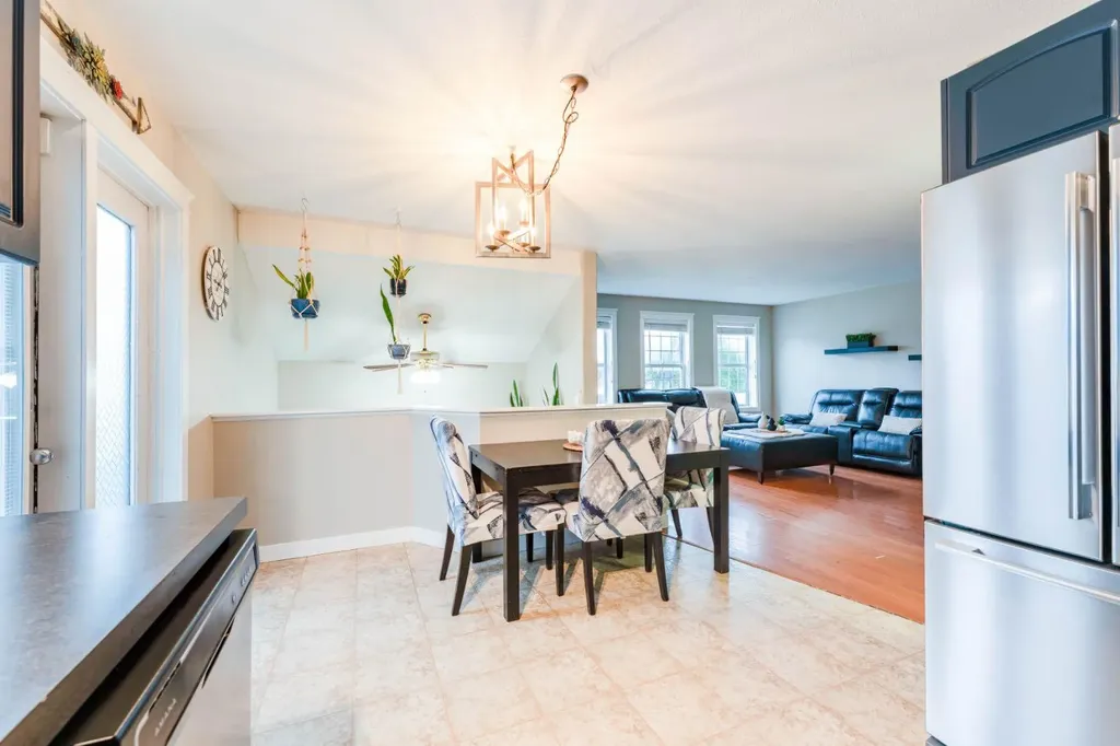 685 3 Avenue W Drumheller AB T0J 0Y2