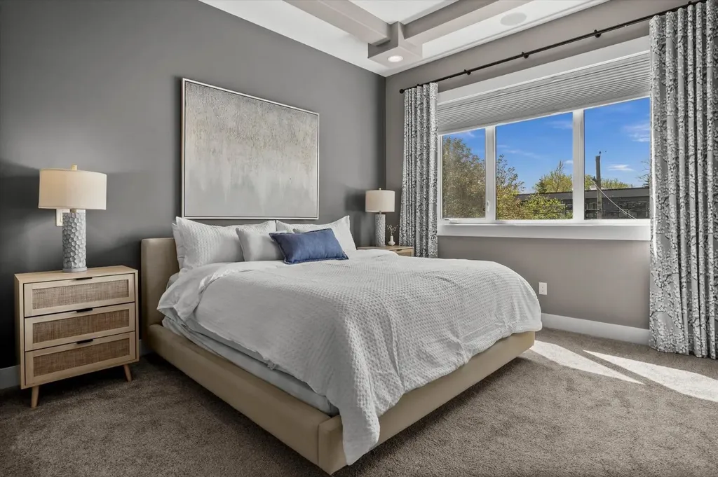 449 28 Avenue NW Calgary AB T2M 2K7