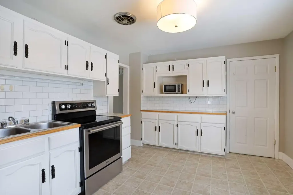 508 2 Avenue W Brooks AB T1R 0A9