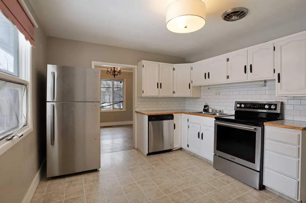 508 2 Avenue W Brooks AB T1R 0A9