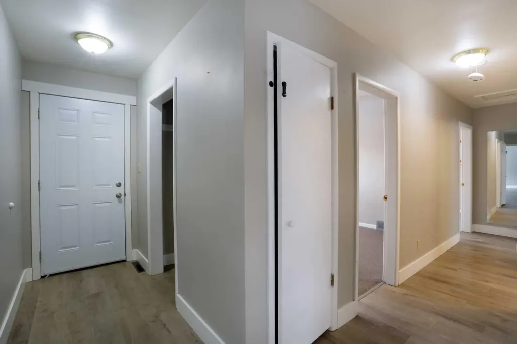 508 2 Avenue W Brooks AB T1R 0A9