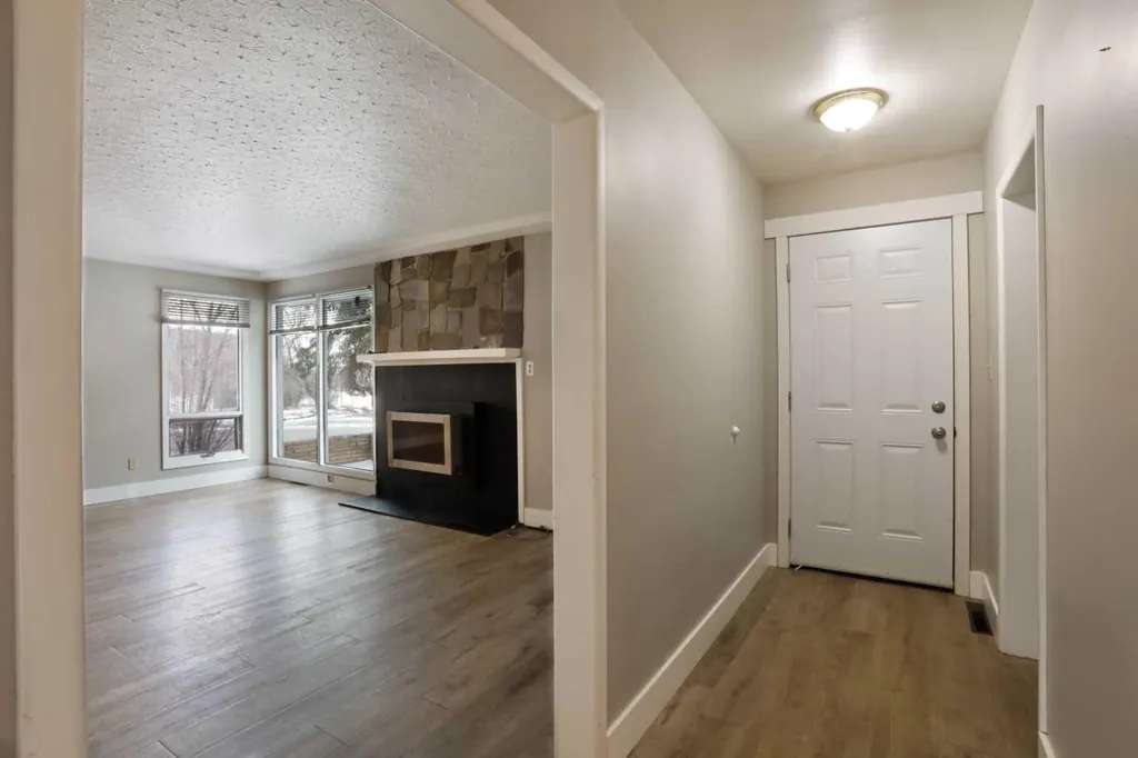 508 2 Avenue W Brooks AB T1R 0A9