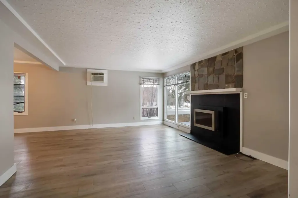 508 2 Avenue W Brooks AB T1R 0A9