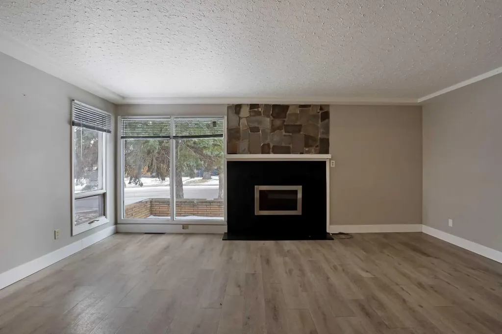508 2 Avenue W Brooks AB T1R 0A9