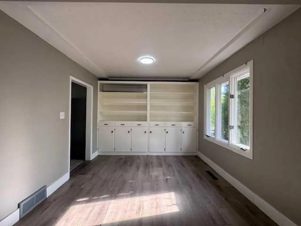 508 2 Avenue W Brooks AB T1R 0A9