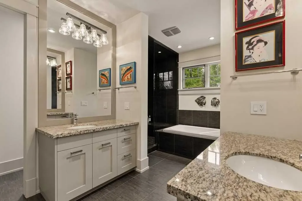 3028 3 Street SW Calgary AB T2S 1V1