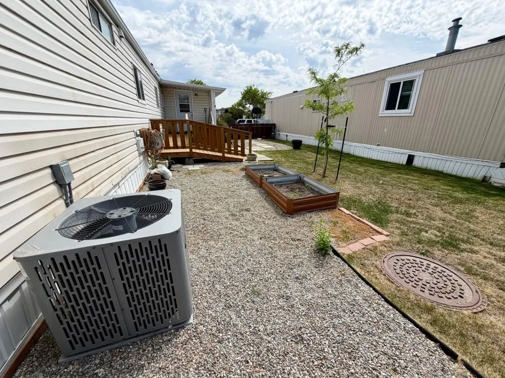 2300 13 Street N Lethbridge AB T1H 4E8