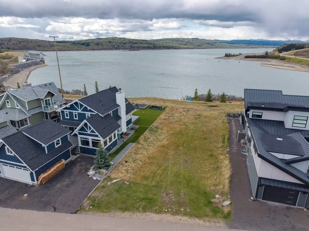 403 Cottageclub Grove Rural Rocky View County AB T4C1B1