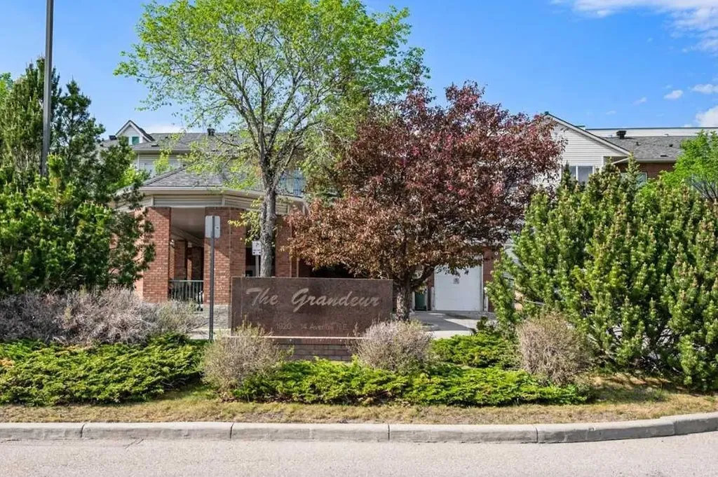 1920 14 Avenue NE Calgary AB T2E 8V4