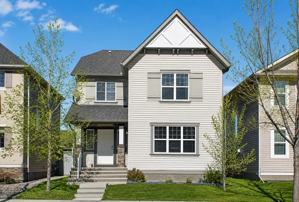 28 Elgin View SE Calgary AB T2Z 4Z6