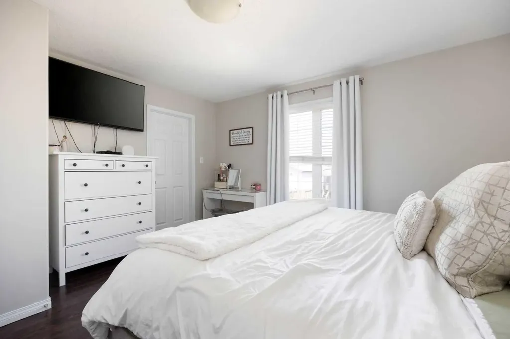 266 Laffont Way Fort Mcmurray AB T9K 2R2