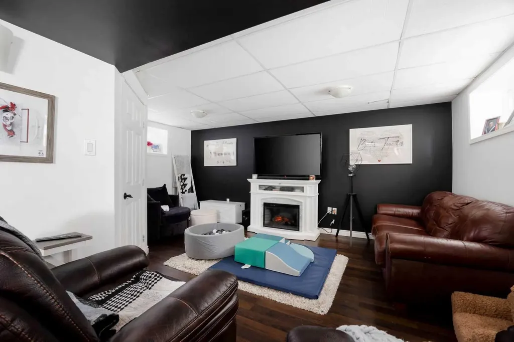 266 Laffont Way Fort Mcmurray AB T9K 2R2