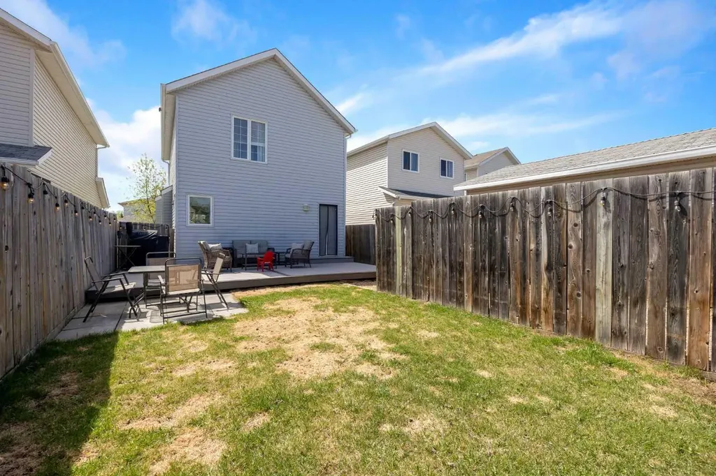 266 Laffont Way Fort Mcmurray AB T9K 2R2