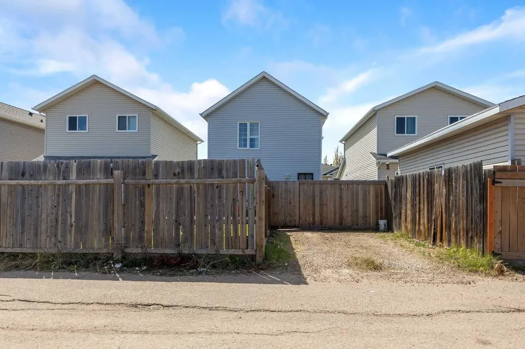 266 Laffont Way Fort Mcmurray AB T9K 2R2