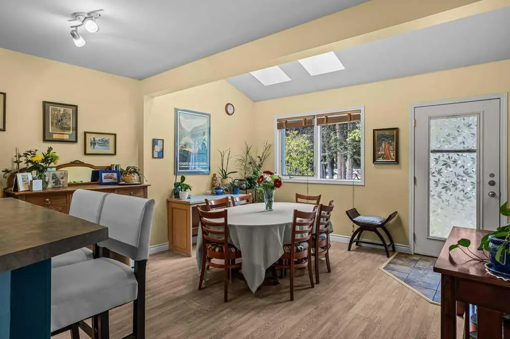 515 Spruce Street Banff AB T1L 1E6