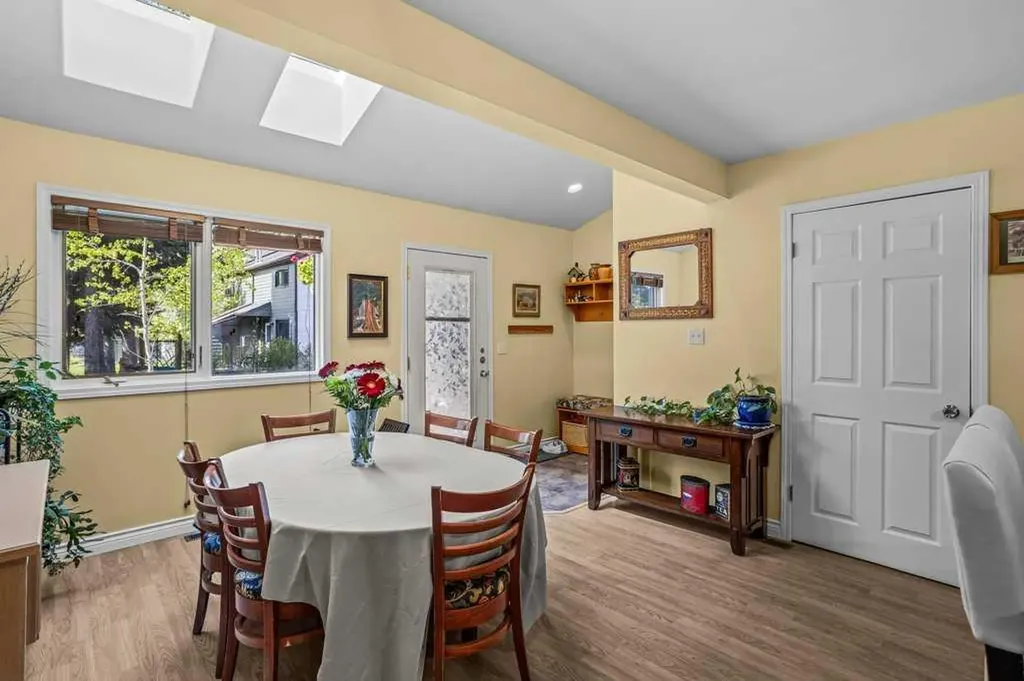 515 Spruce Street Banff AB T1L 1E6
