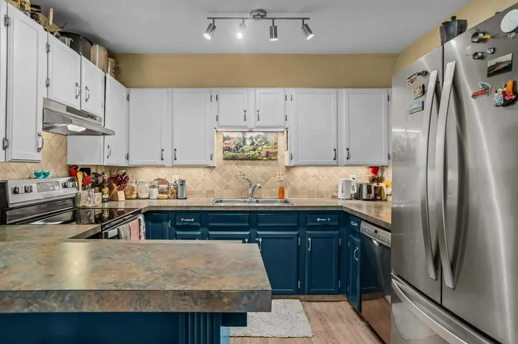515 Spruce Street Banff AB T1L 1E6