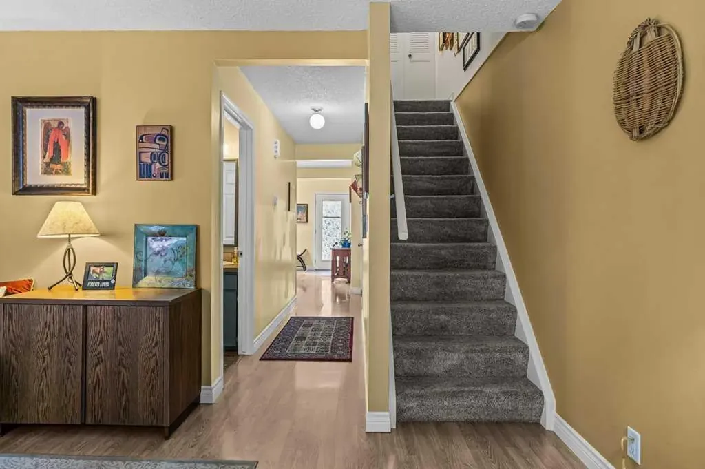 515 Spruce Street Banff AB T1L 1E6