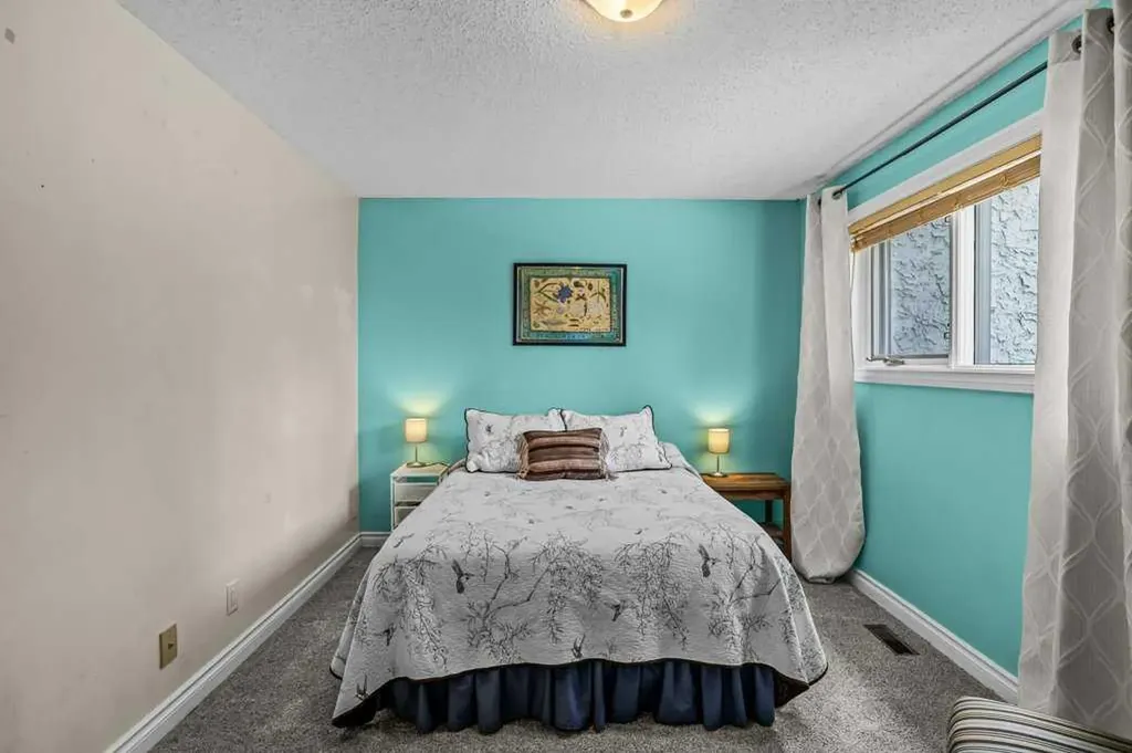 515 Spruce Street Banff AB T1L 1E6