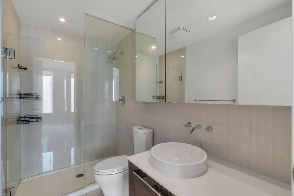 901 10 Avenue SW Calgary AB T2R 0B5
