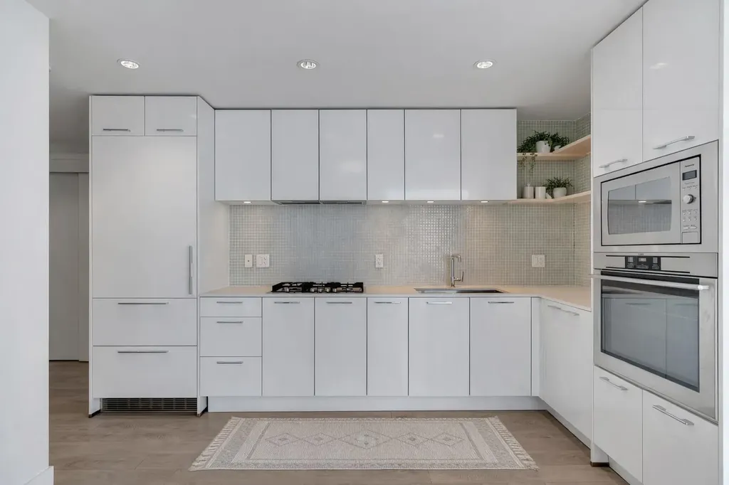 901 10 Avenue SW Calgary AB T2R 0B5