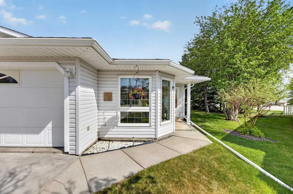 5611 Sunrise Crescent Olds AB T4H 1V9